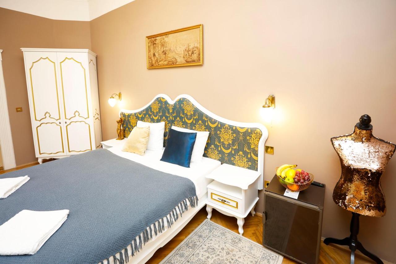 Villabaroque_Eger Luaran gambar