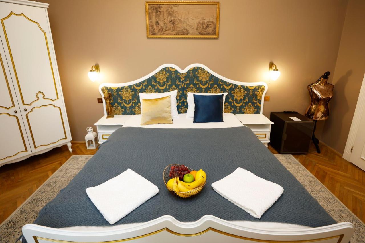Villabaroque_Eger Luaran gambar